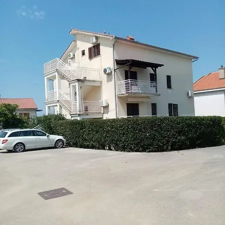 Krk * Njivice